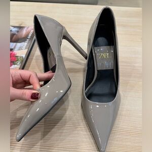 Zara Women's Taupe Heels